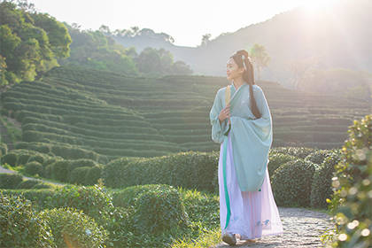 苦命相的女人有什么特征？有福女人的五大特征？-运势网|周易八卦|生辰八字算命网|姻缘事业财运卜卦|