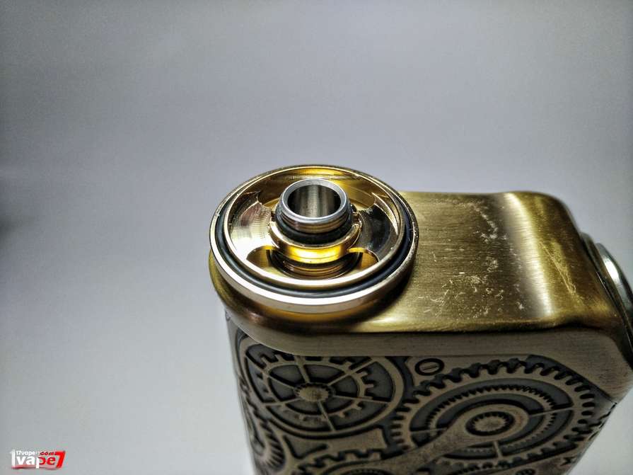 Samurai RTA 将军-高颜值双发储油电子烟雾化器。